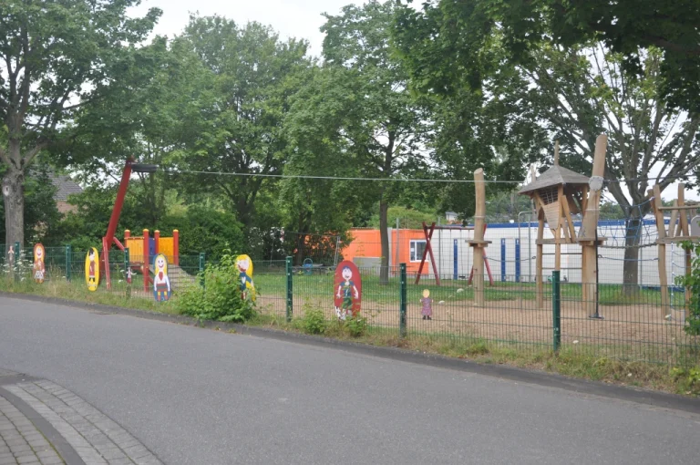 Spielplatz an der Grundschule